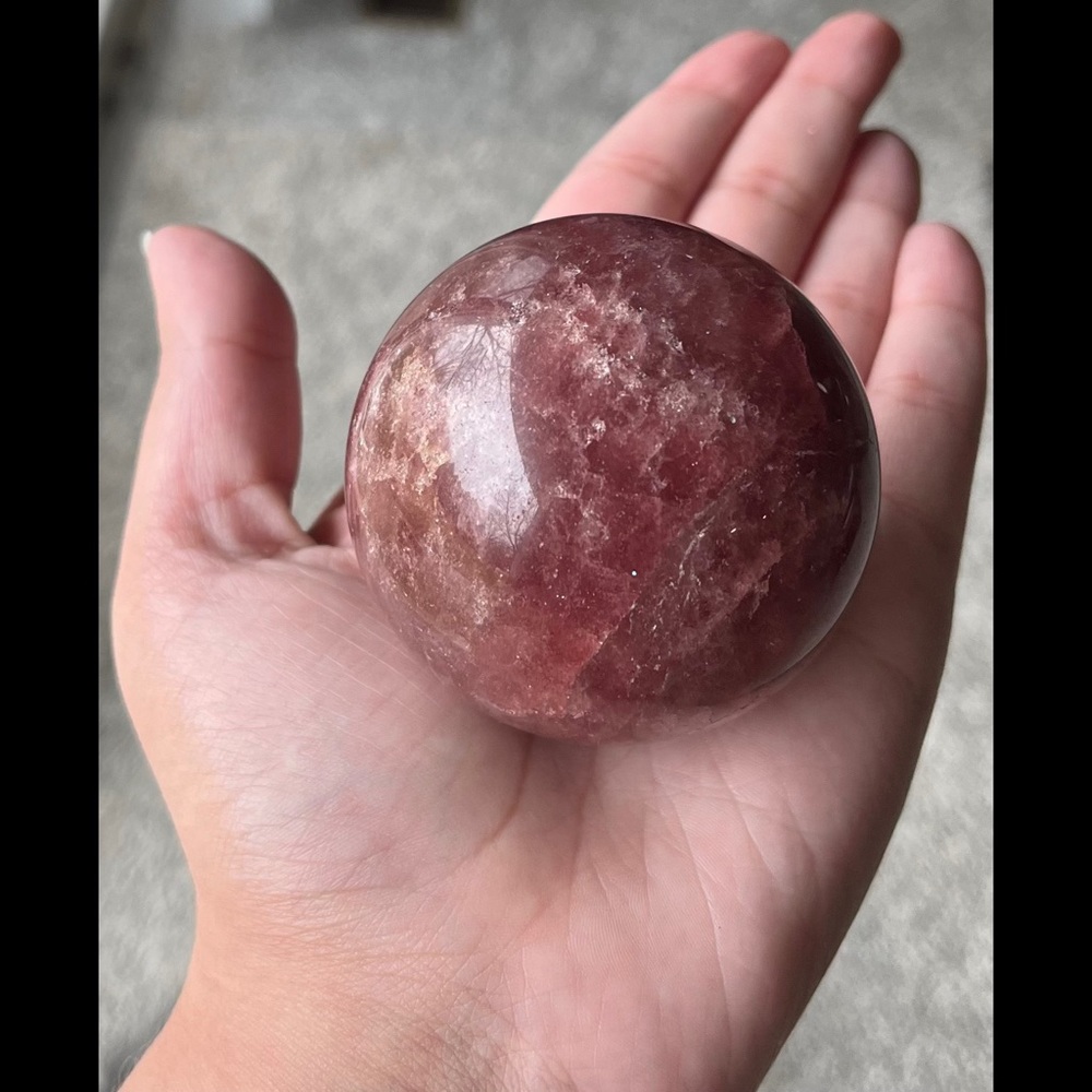 Tanzberry Quartz Sphere - Picture 3 of 16